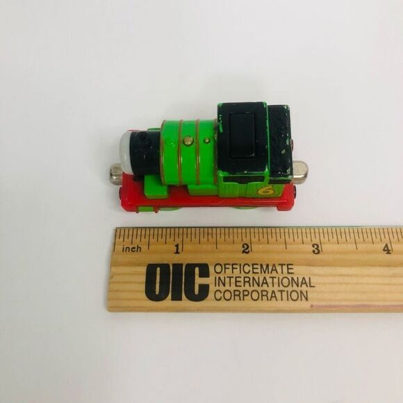 2009 thomas and friends percy magnetic diecast train green number 6 - Picture 6 of 6